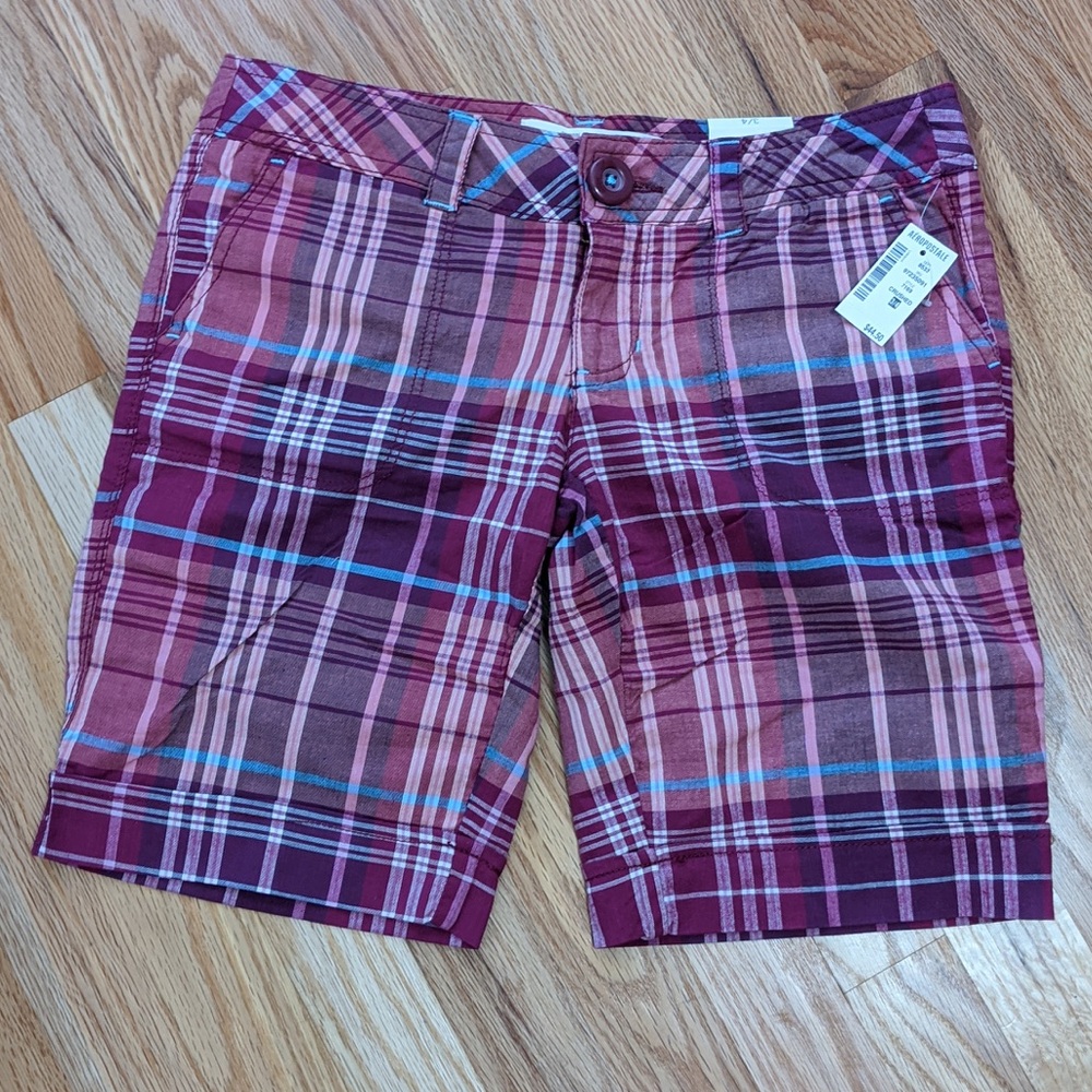 Aeropostale Plaid Shorts  size 3/4